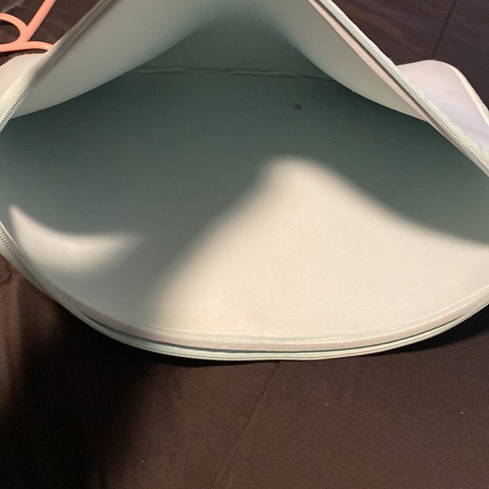 Computer case. - Picture 4 of 4